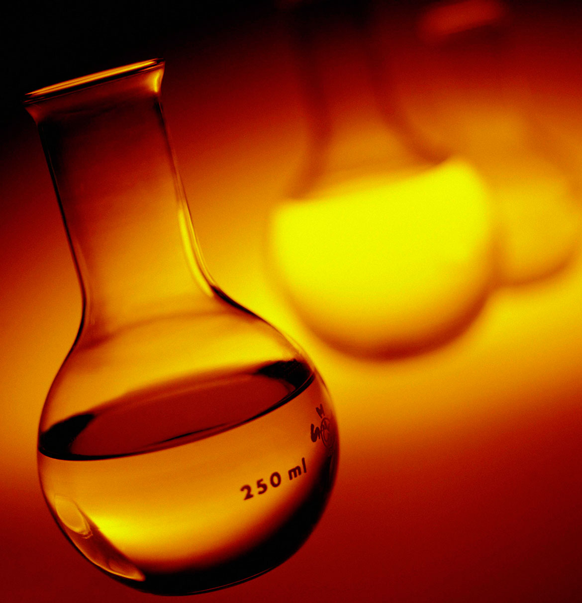 Petroleum Products- Base Oils - tejarat sabz - trading Company